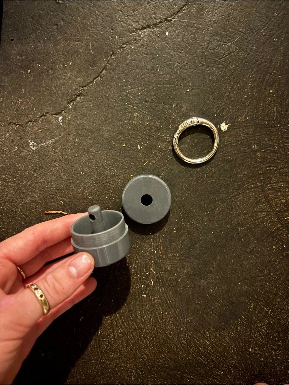 Magnetic Key Ring Storage for keys